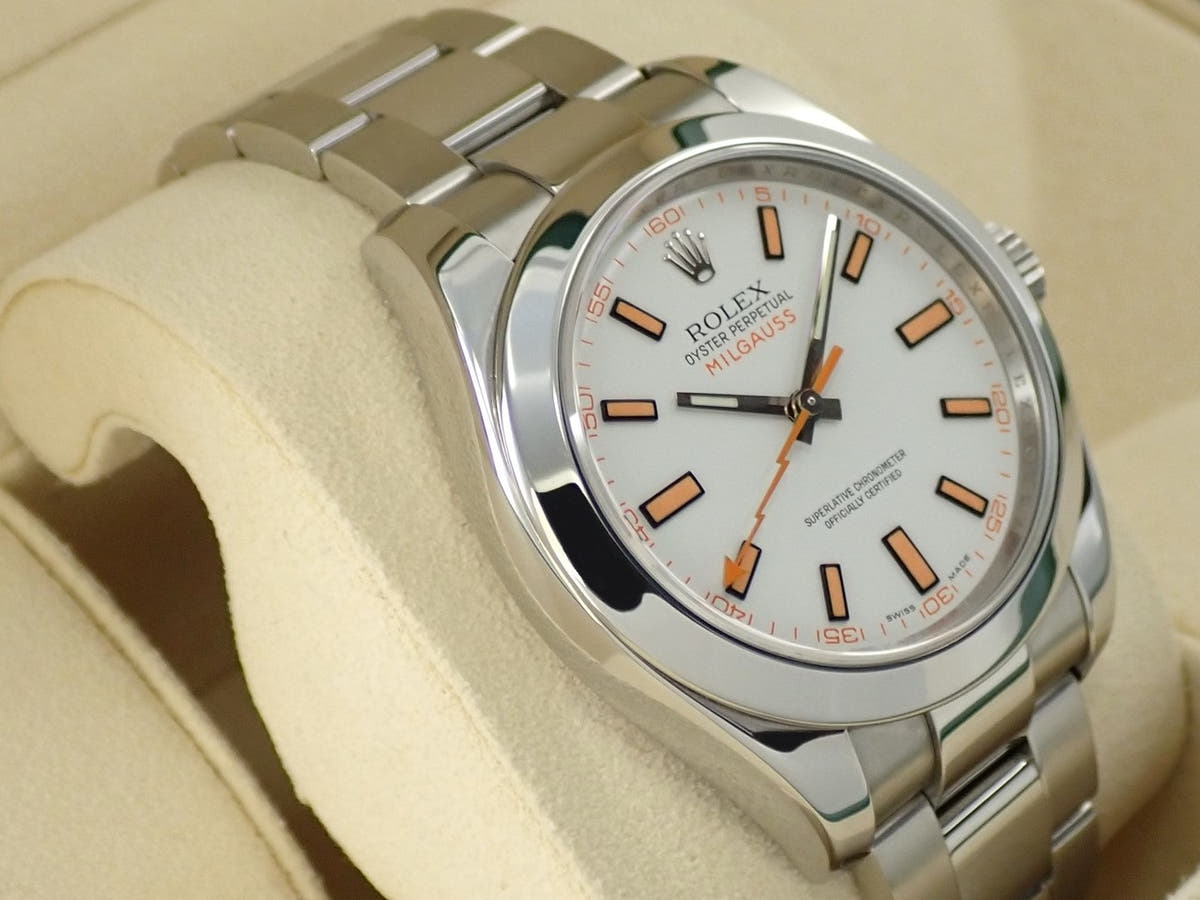ロレックス ミルガウス Ref.116400 ホワイト文字盤 美中古 33R18304