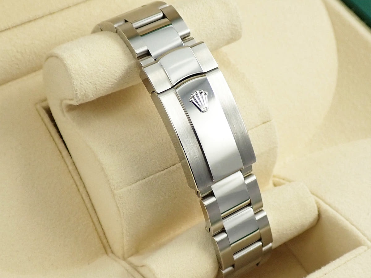 ロレックス ミルガウス Ref.116400GV Zブルー文字盤 中古 8VLJCC36