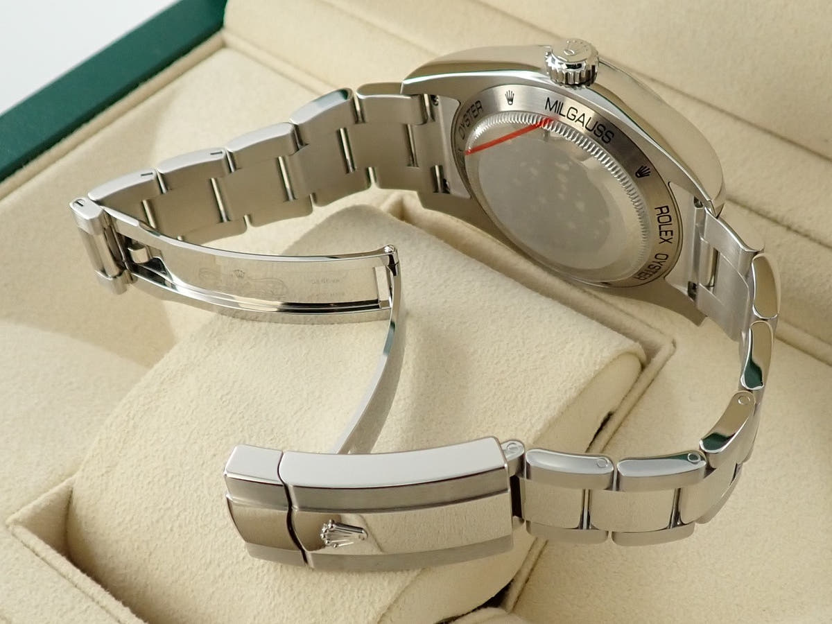 ロレックス ミルガウス Ref.116400GV ブラック文字盤 美品 818KKXKK
