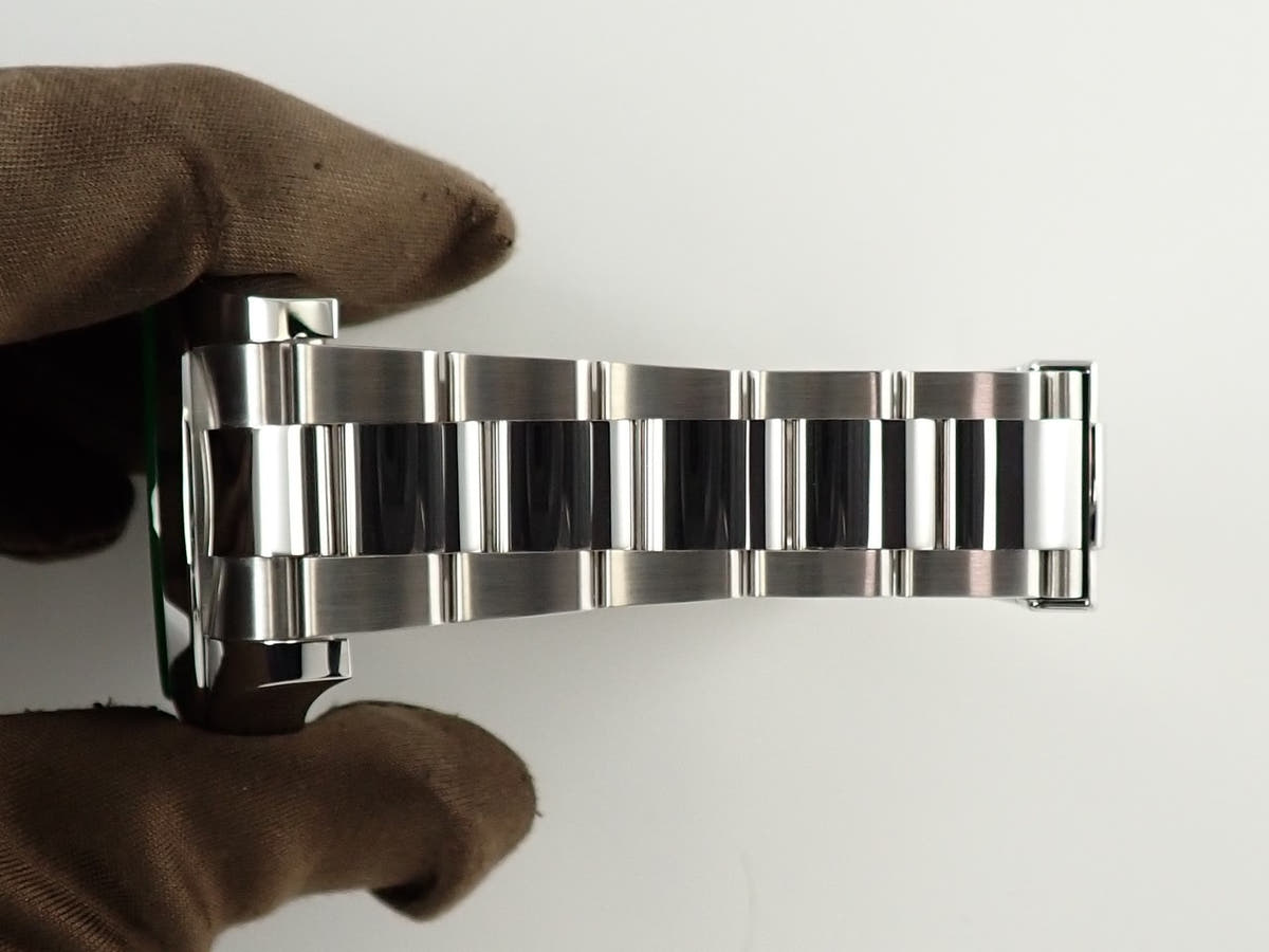 ロレックス ミルガウス Ref.116400GV ブラック文字盤 美品 818KKXKK