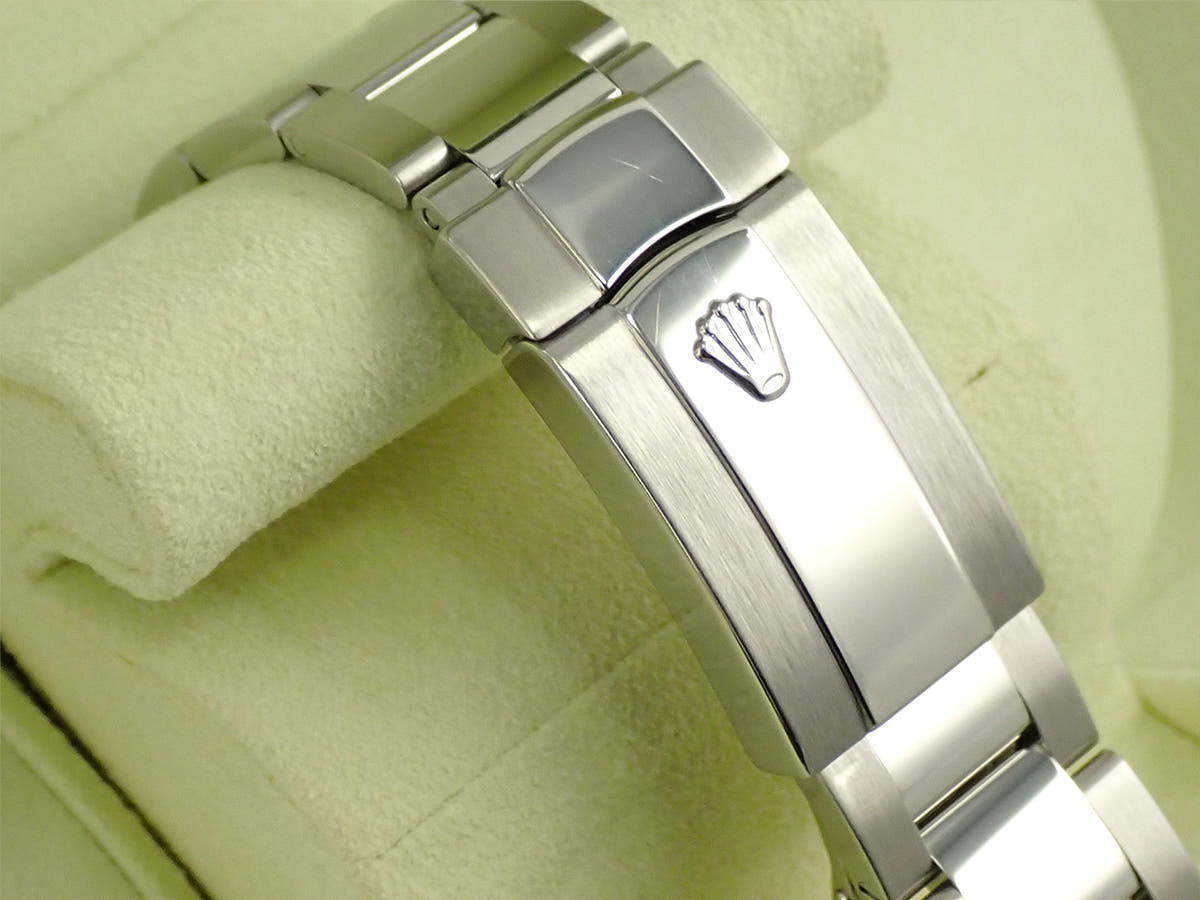 ロレックス ミルガウス Ref.116400GV ブラック文字盤 中古 7PWZRVZJ