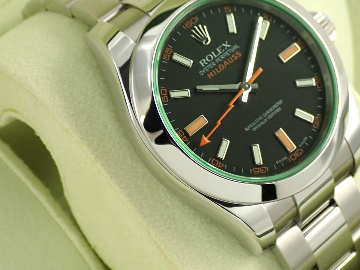 ロレックス ミルガウス Ref.116400GV ブラック文字盤 中古 7PWZRVZJ