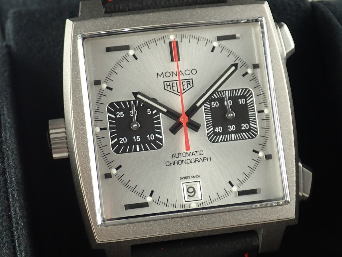 タグホイヤー モナコ Ref.CAW218B.FC6496 シルバー文字盤 未使用 monaco-11