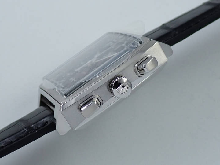 タグホイヤー モナコ キャリバー ホイヤー02 パープルダイヤル リミテッドエディション Ref.CBL2118.FC6518 パープル文字盤 未使用 T4498019