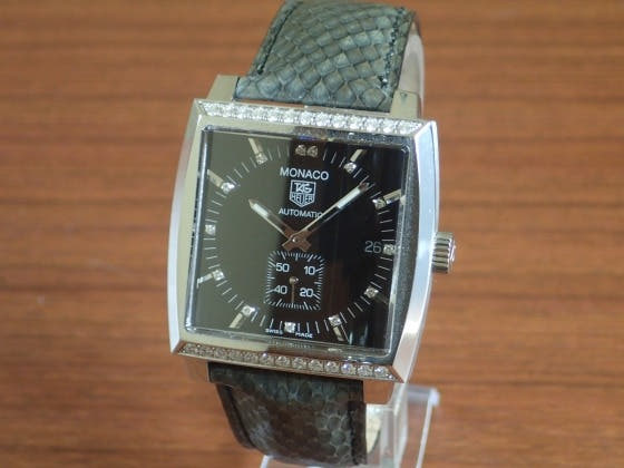 タグホイヤー モナコ Ref.WW2118.FC6216 ブラック文字盤 中古 monaco-2