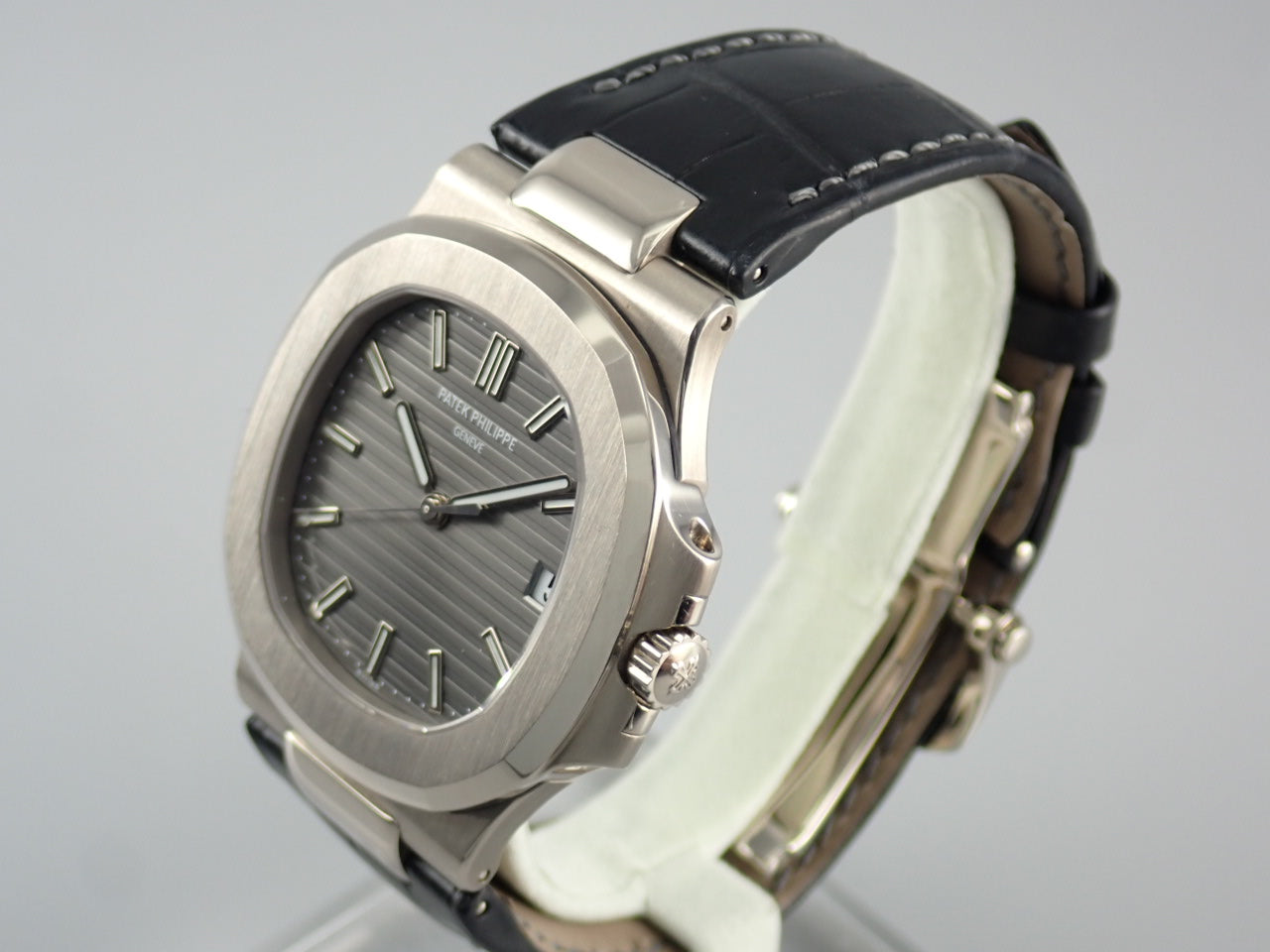 Patek Philippe Nautilus 18KWG &lt;Warranty, Box, etc.&gt;