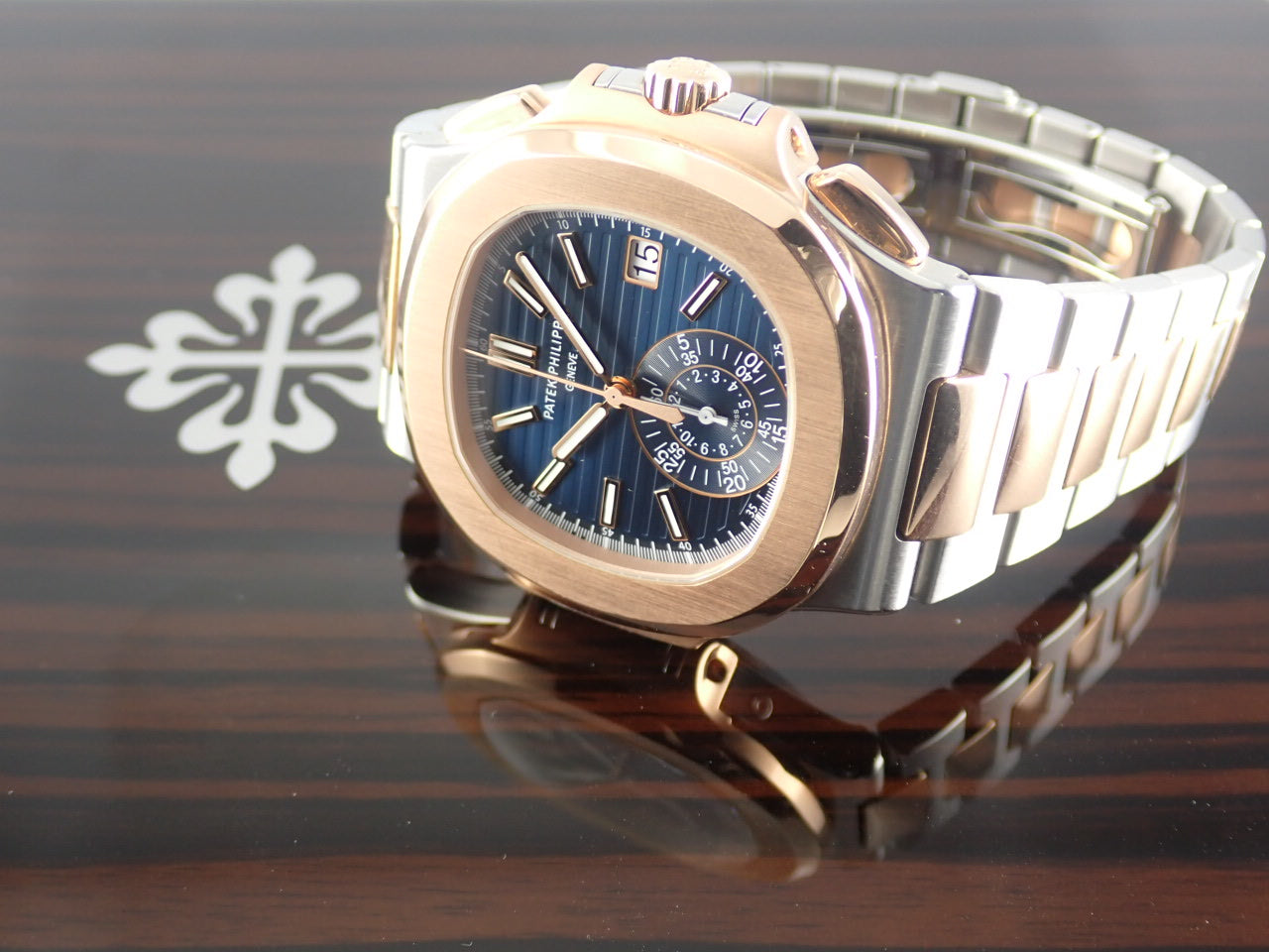 Patek Philippe Nautilus Chronograph &lt;Warranty, Box, etc.&gt;