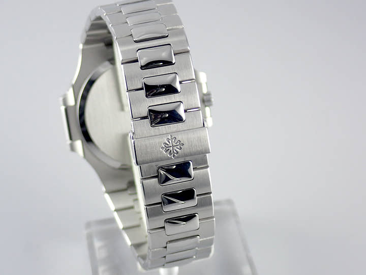 パテックフィリップ ノーチラス Ref.3710/1A-001 ブラック文字盤 中古 nautilus-108