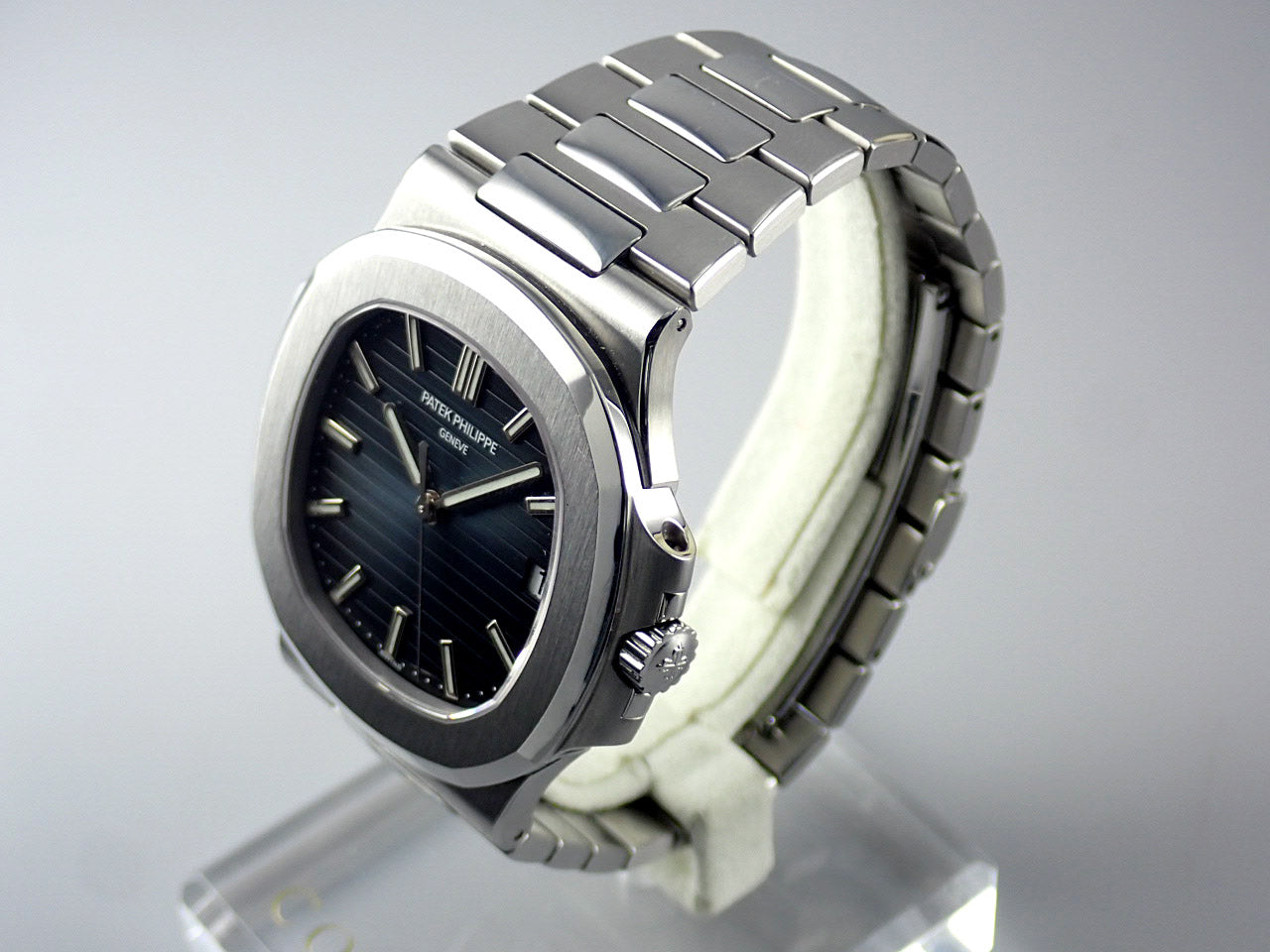 Patek Philippe Nautilus &lt;Archive Box&gt;