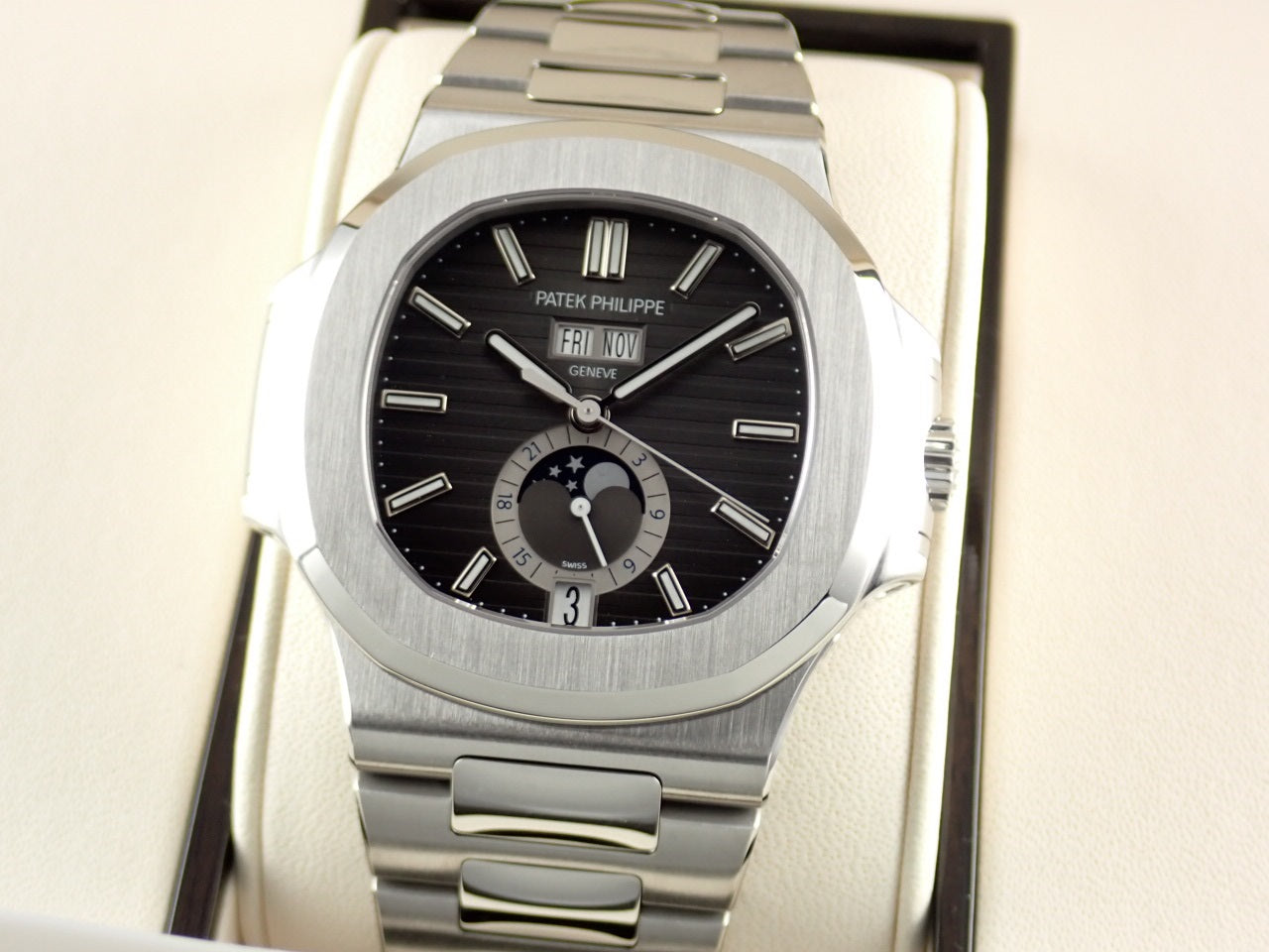 Patek Philippe Nautilus Annual Calendar Ref.5726/1A-001