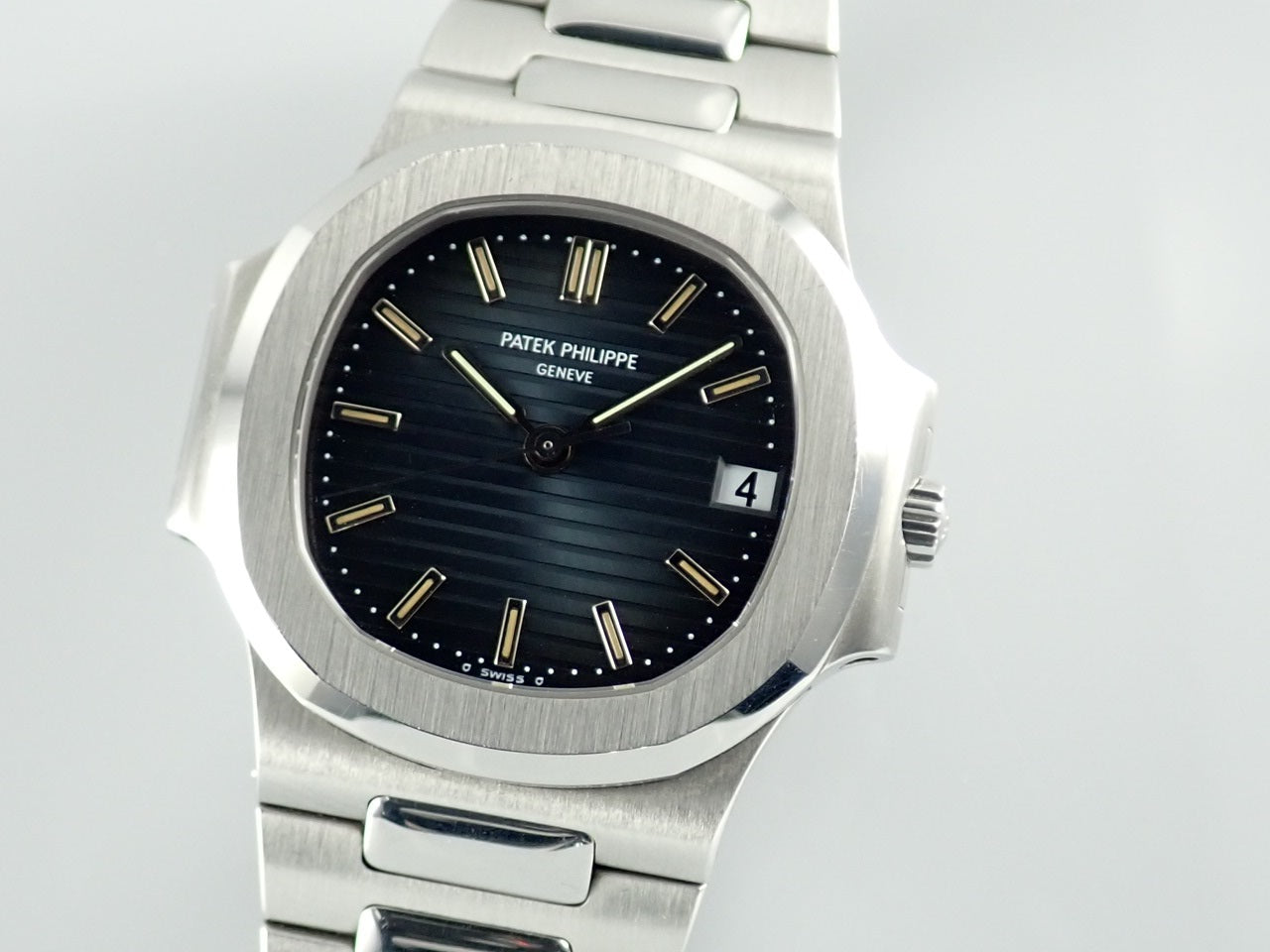 Patek Philippe Nautilus <Warranty, Box, etc.> ｜高級腕時計の販売・買取ならコミット銀座