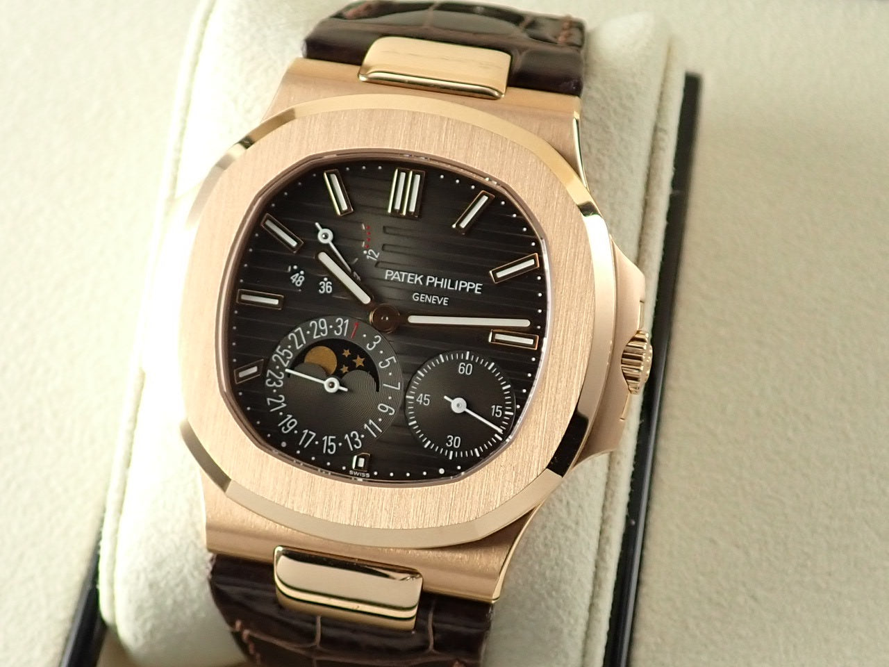 Patek Philippe Nautilus Petite Complication [Good Condition] &lt;Warranty, Box, etc.&gt;