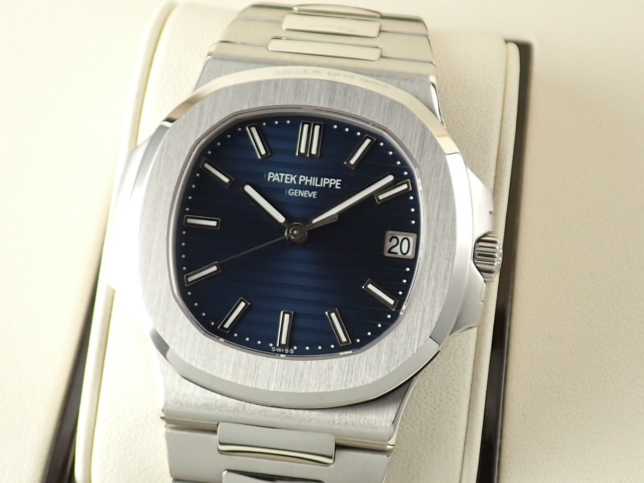 Patek Philippe Nautilus Large Size PT [Good Condition] &lt;Warranty, Box, etc.&gt;