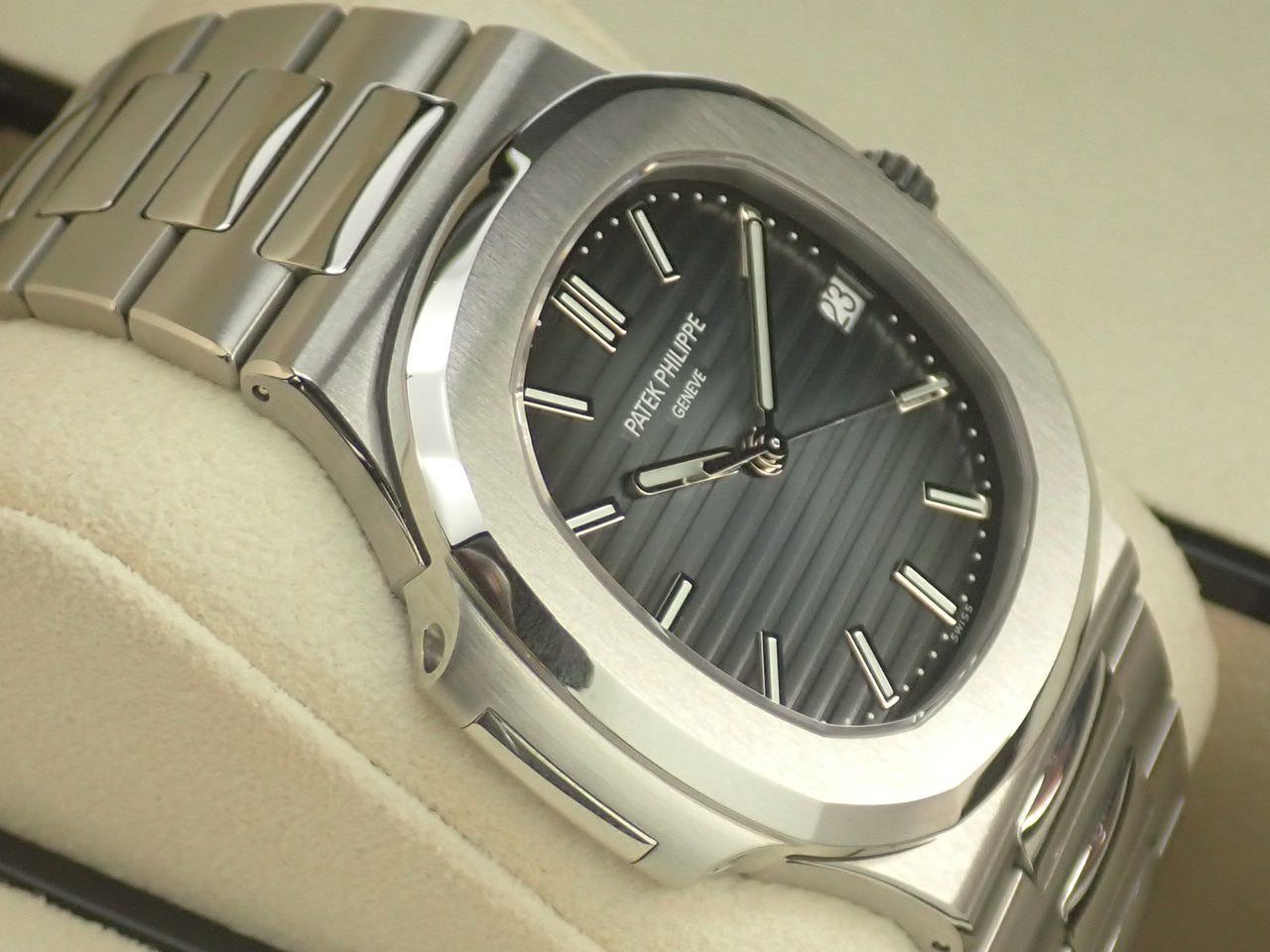 Patek Philippe Nautilus [Excellent condition] &lt;Warranty, box, etc.&gt;