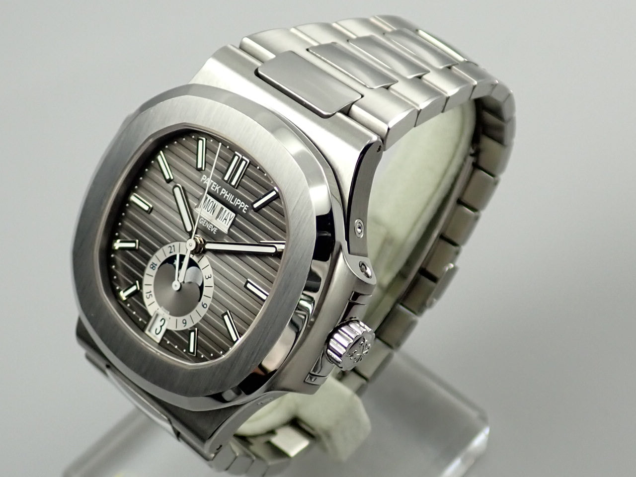 Patek Philippe Nautilus Annual Calendar [Good Condition] &lt;Warranty, Box, etc.&gt;