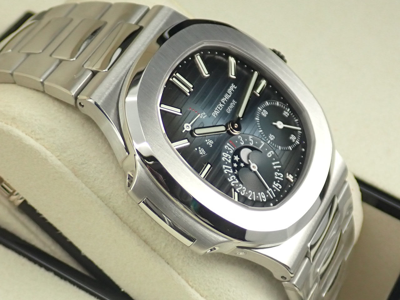 Patek Philippe Nautilus Petite Complication [Unused] &lt;Warranty, Box, etc.&gt;