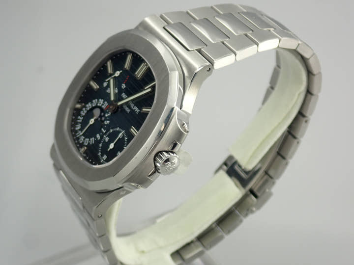 パテックフィリップ ノーチラス プチコンプリケーション Ref.5712/1A-001 ステンレススチール ブルー文字盤