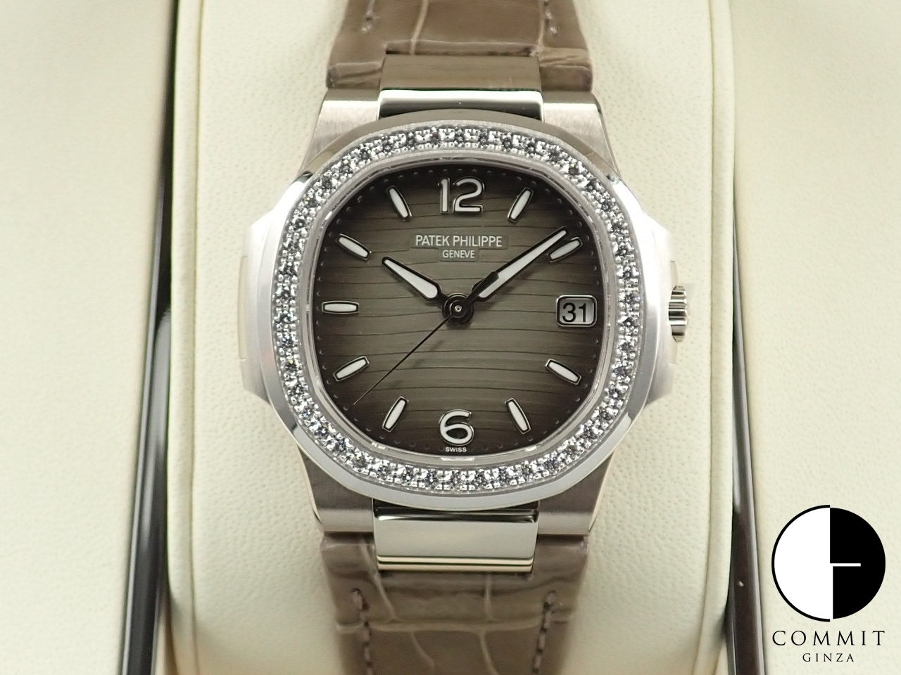 Patek Philippe Nautilus &lt;Warranty, Box, etc.&gt;