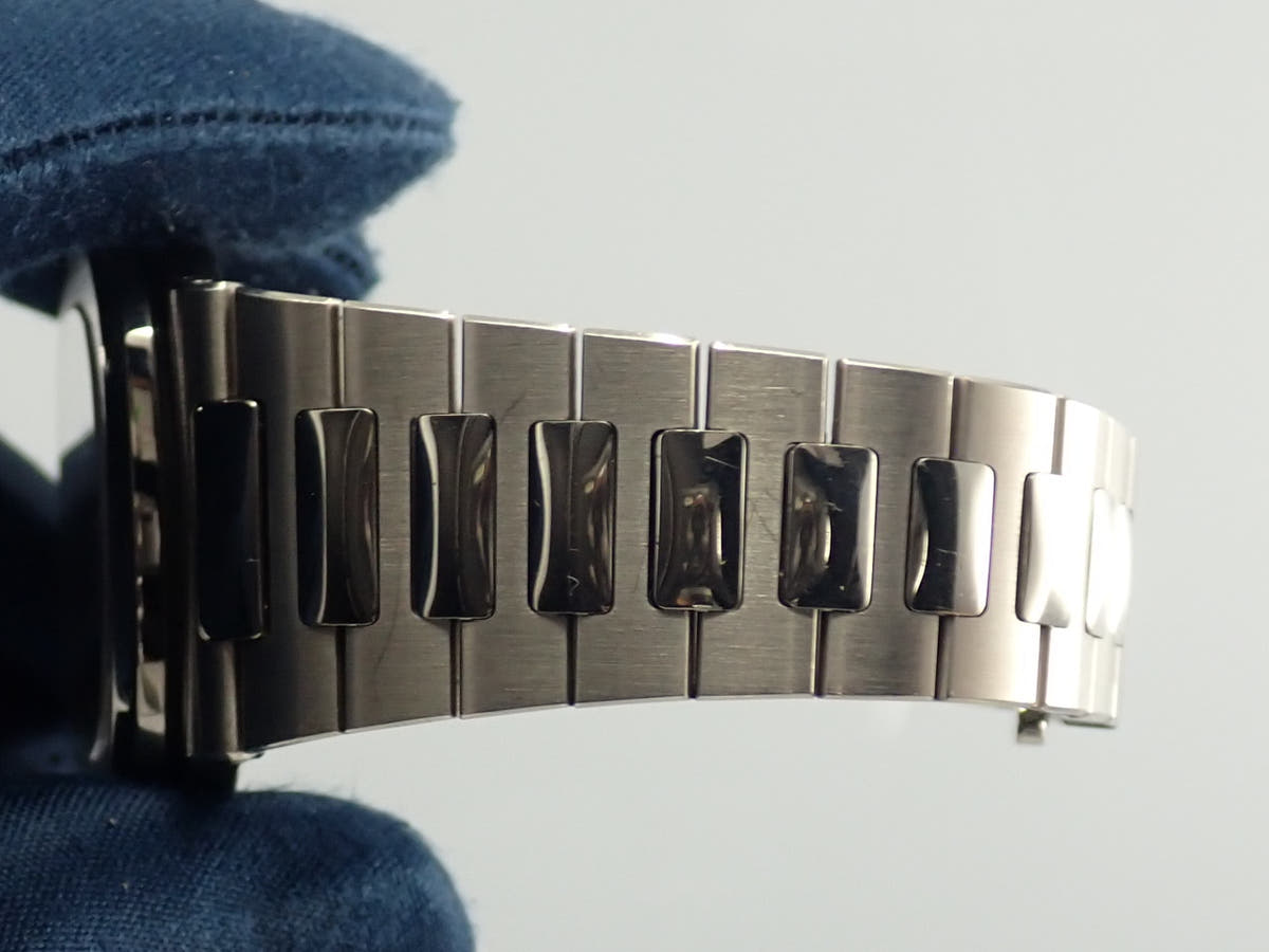 パテックフィリップ ノーチラスパーペチュアルカレンダー Ref.5740/1G-001 ブルー文字盤 中古 9CA68467