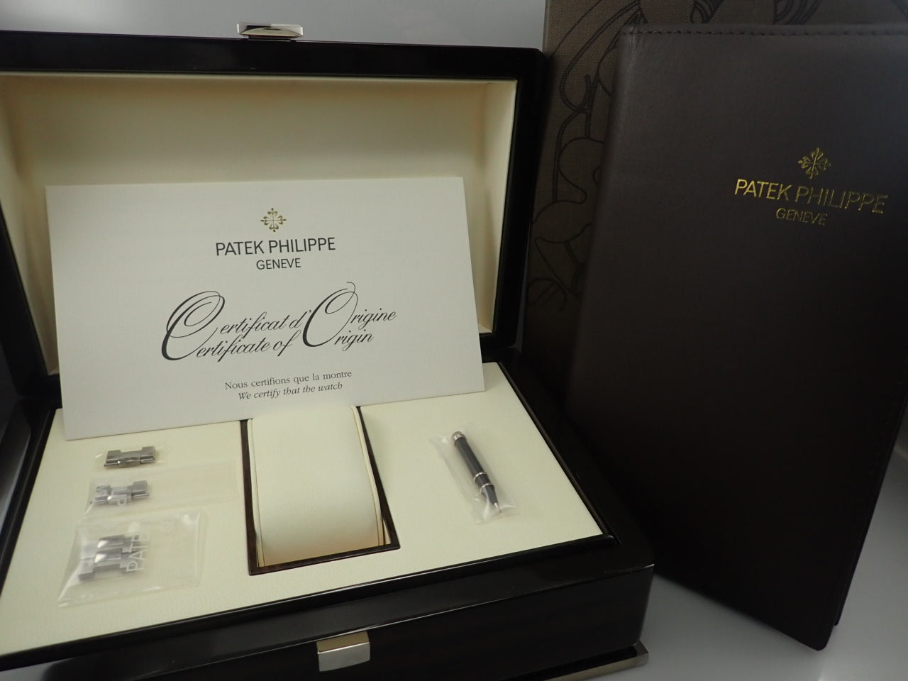 Patek Philippe Nautilus Petite Complication &lt;Warranty Box and Others&gt;