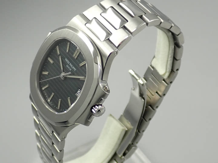 パテックフィリップ ノーチラス Ref.3800/1A-010 ステンレススチール ブルー文字盤