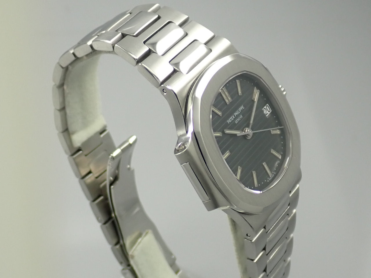 Patek Philippe Nautilus &lt;Others&gt;