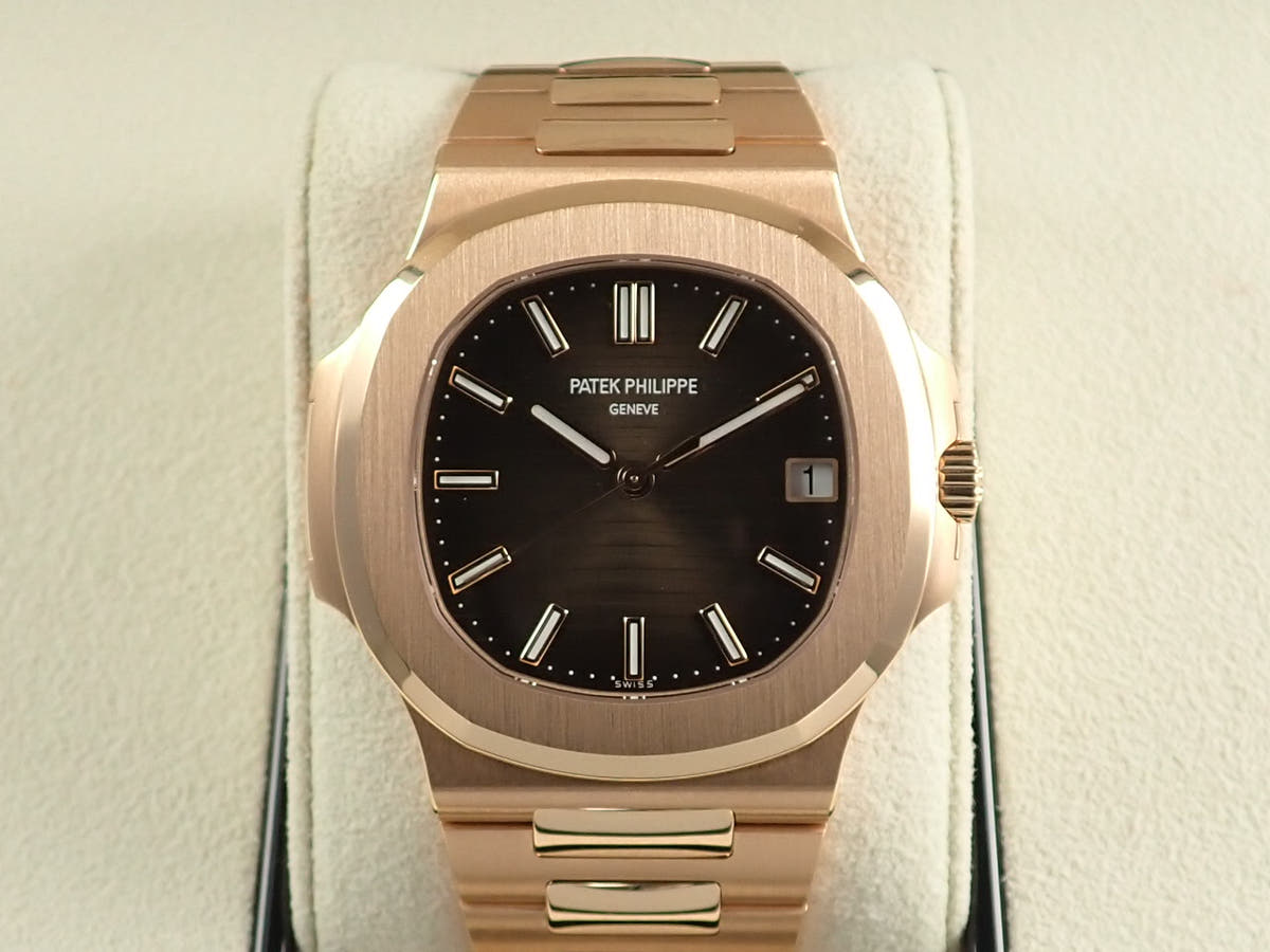 パテックフィリップ ノーチラス Ref.5711/1R-001 ブラウン・ブラック・グラデーション文字盤 極美品 74S5AAHS