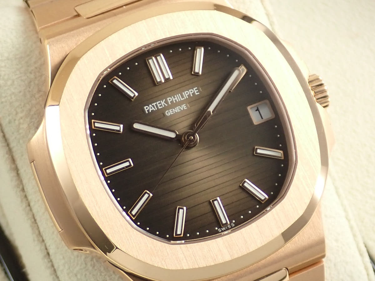 パテックフィリップ ノーチラス Ref.5711/1R-001 ブラウン・ブラック・グラデーション文字盤 極美品 74S5AAHS