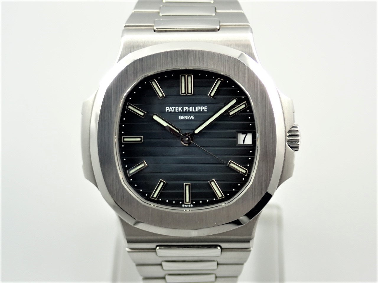 Patek Philippe Nautilus &lt;Warranty and other details&gt;