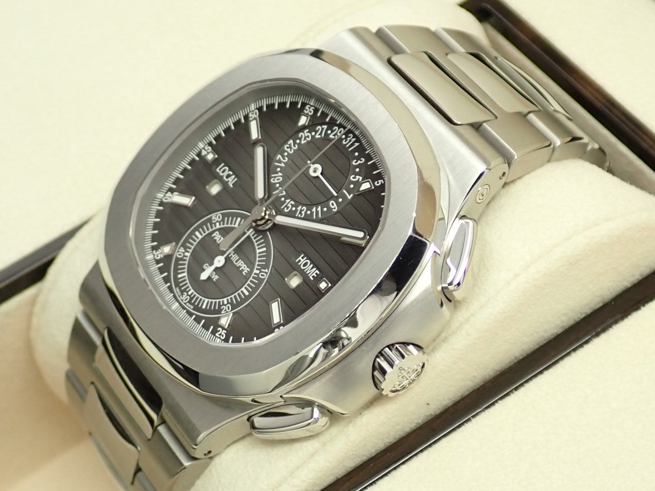 Patek Philippe Nautilus Travel Time Chronograph &lt;Warranty Box and Others&gt;