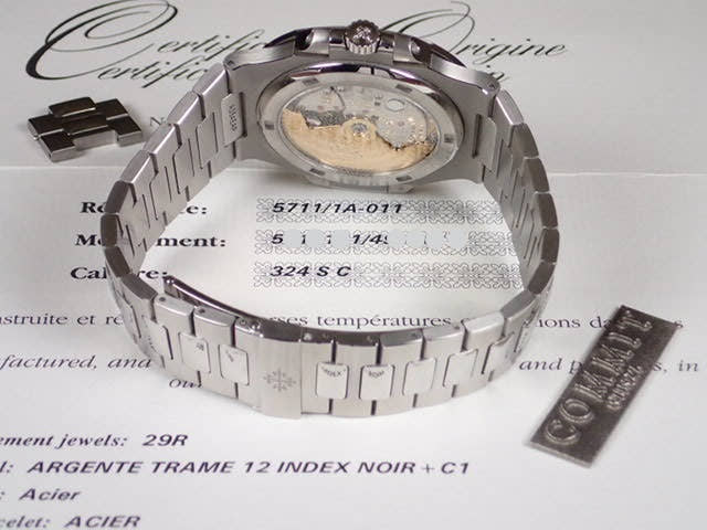 パテックフィリップ ノーチラス Ref.5711/1A ホワイト文字盤 中古 nautilus-17