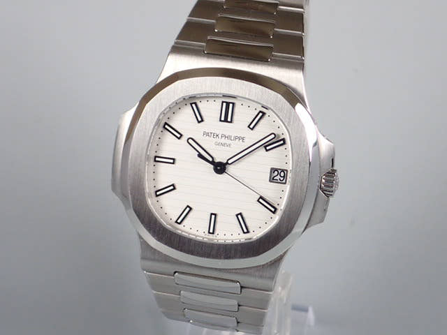 パテックフィリップ ノーチラス Ref.5711/1A ホワイト文字盤 中古 nautilus-17