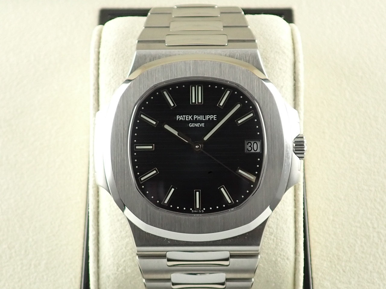 Patek Philippe Nautilus &lt;Warranty box etc.&gt;