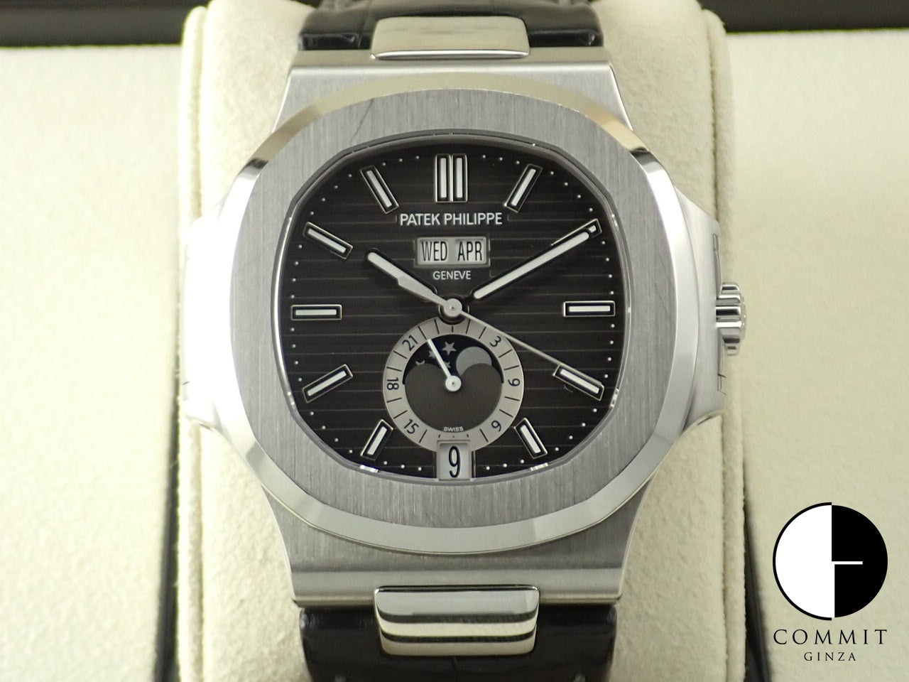 Patek Philippe Nautilus Annual Calendar &lt;Warranty Box and Others&gt;