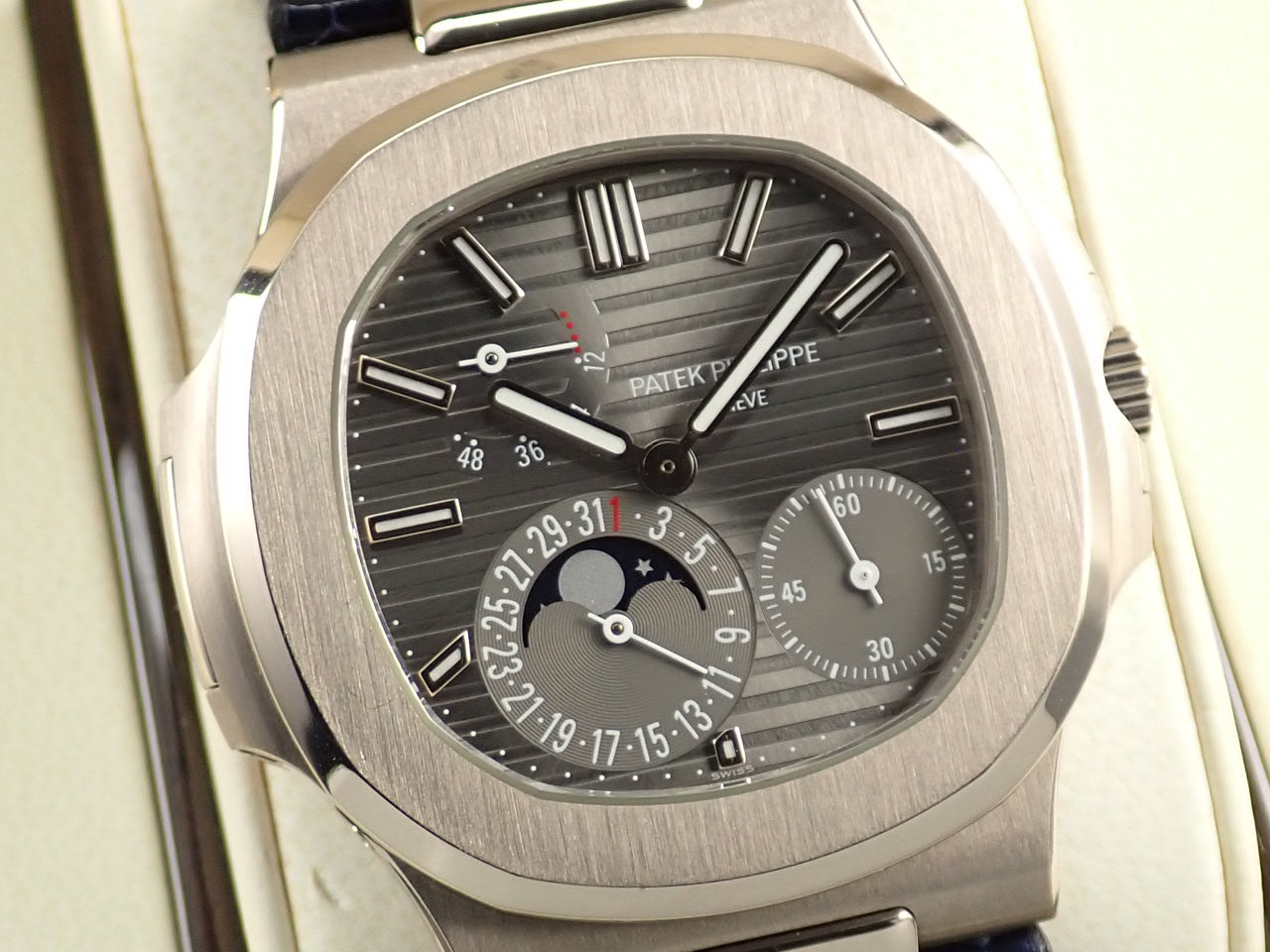 Patek Philippe Nautilus Petite Complication &lt;Warranty Box and Others&gt;