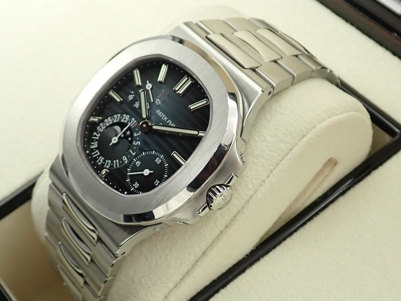 Patek Philippe Nautilus Petite Complication &lt;Warranty Box and Others&gt;