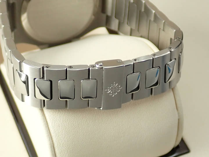 パテックフィリップ ノーチラス Ref.3800/1A-001 ステンレススチール ブラック文字盤