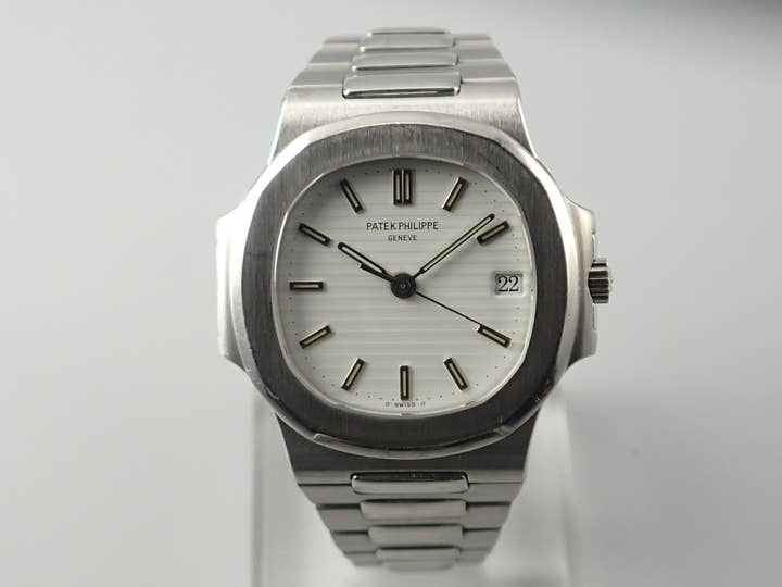 パテックフィリップ ノーチラス Ref.3800/1 ステンレススチール ホワイト文字盤