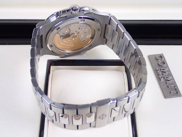 パテックフィリップ ノーチラス Ref.5711/1A ホワイト文字盤 中古 nautilus-19