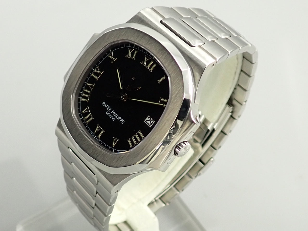 Patek Philippe Nautilus &lt;Box and other details&gt;