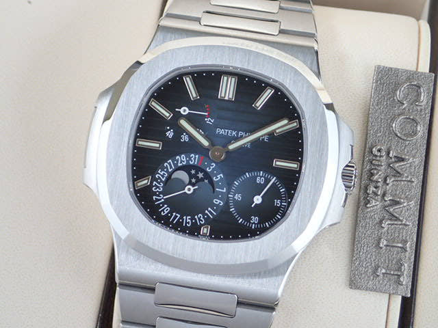 パテックフィリップ ノーチラス Ref.5712/1A ブラックブルー文字盤 新品 nautilus-20