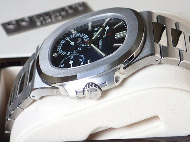 パテックフィリップ ノーチラス Ref.5712/1A ブラックブルー文字盤 新品 nautilus-20