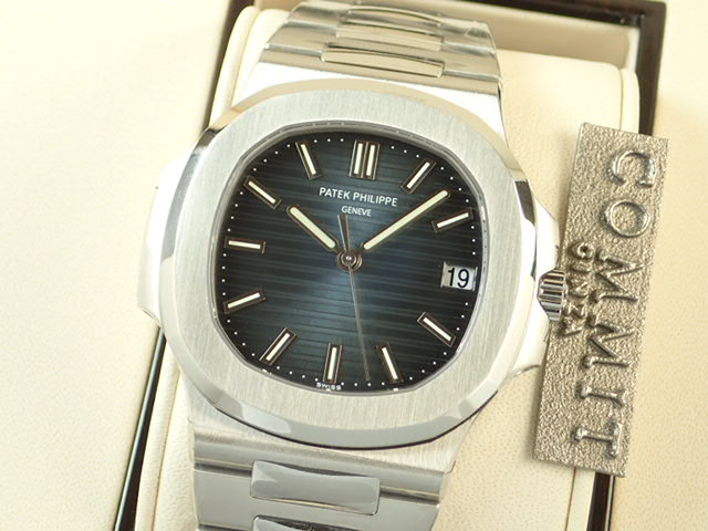 Patek Philippe Nautilus [Unused]