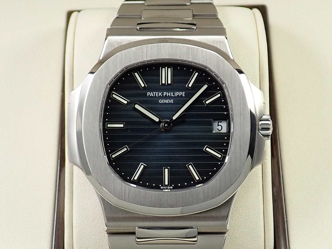 Patek Philippe Nautilus &lt;Warranty, Box, etc.&gt;