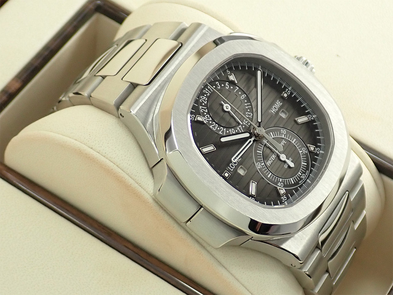 Patek Philippe Nautilus Travel Time Chronograph &lt;Warranty, Box, etc.&gt;