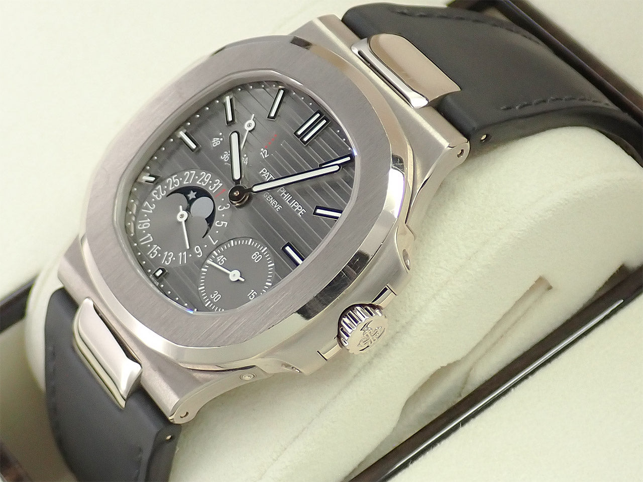 Patek Philippe Nautilus Petite Complication &lt;Warranty, Box, etc.&gt;