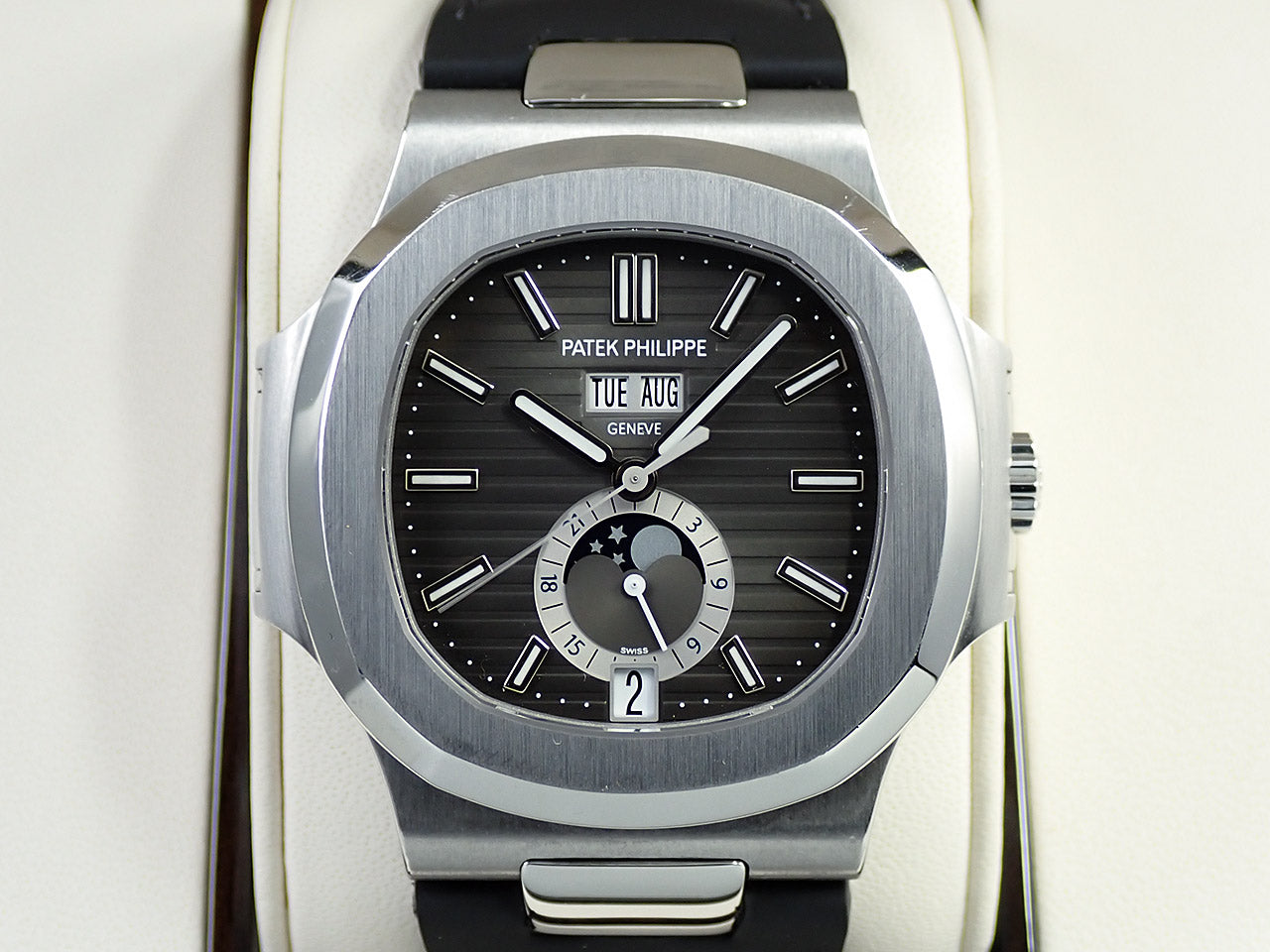 Patek Philippe Nautilus Annual Calendar Moon Phase &lt;Warranty, Box, etc.&gt;