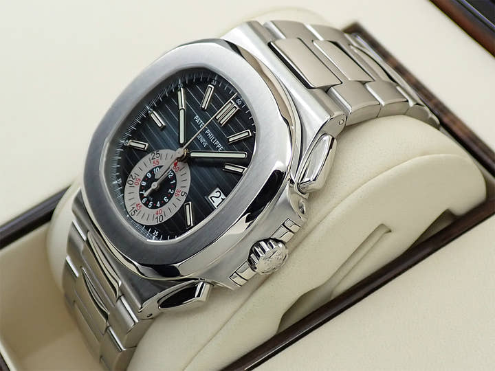 パテックフィリップ ノーチラス クロノグラフ Ref.5980/1A-001 ステンレススチール ブルー文字盤