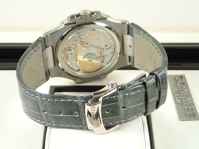 パテックフィリップ ノーチラス Ref.5712G-001 グレー文字盤 中古 nautilus-23