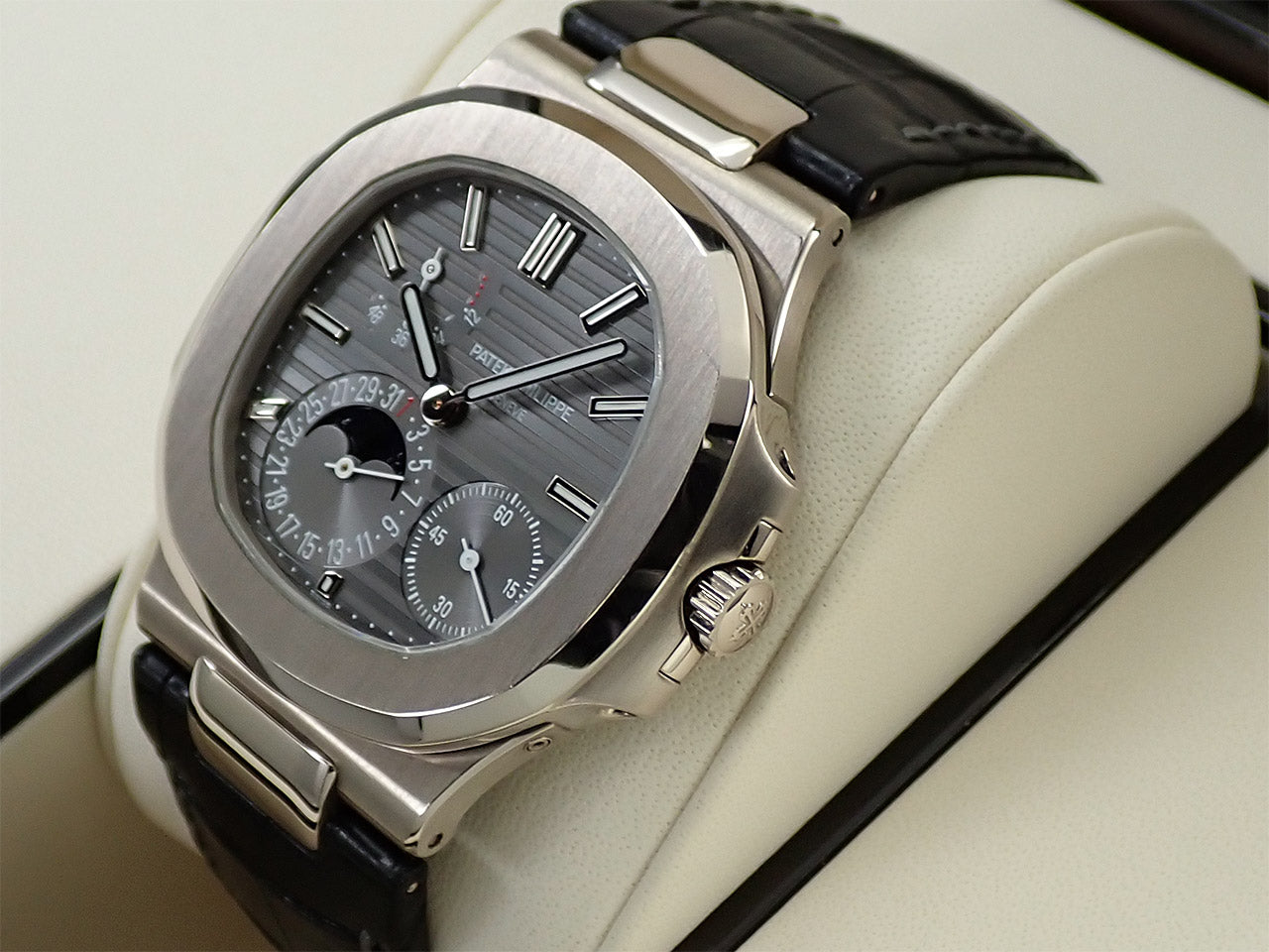 Patek Philippe Nautilus Petite Complication &lt;Warranty, Box, etc.&gt;